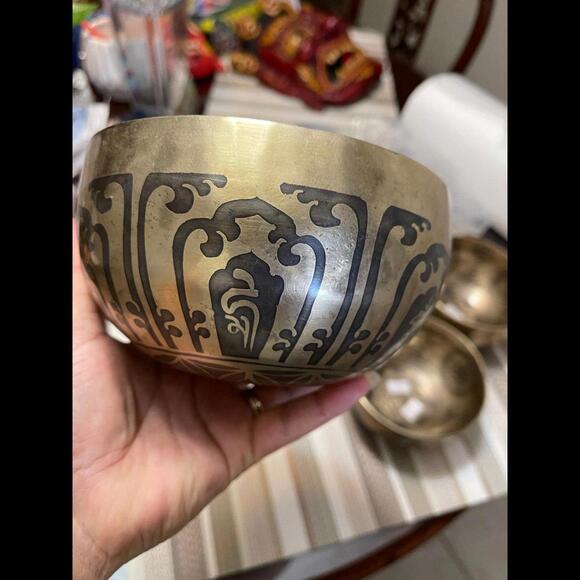 Handmade singing bowl ( free stick and kushan ) - Picture 4 of 10
